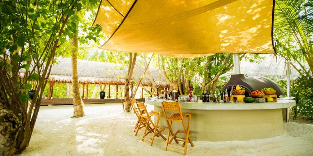 Relaxed bar