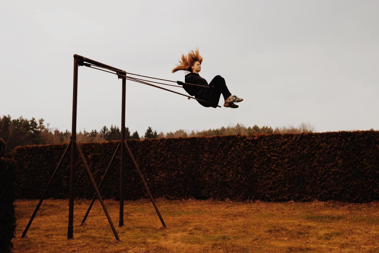 Swing by Ell Ouhrabkova