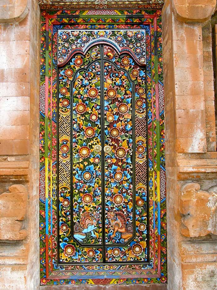 75 Most Unique Front Doors From Around the World Placeaholic