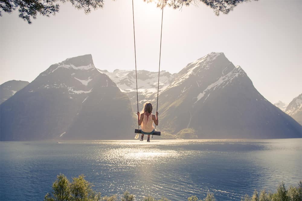 This would make one of the best photos you've ever shot, wouldn't it?