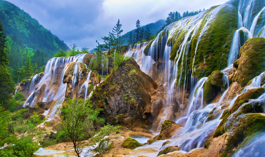 Pearl Shoal Waterfall - Jiuzhaigou, China