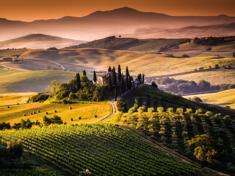 Tuscany, Italy Photo by Francesco Riccardo Iacomino 3